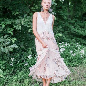 Lace- Up Feminine Maxi Dress in Blush Pink/ Cream